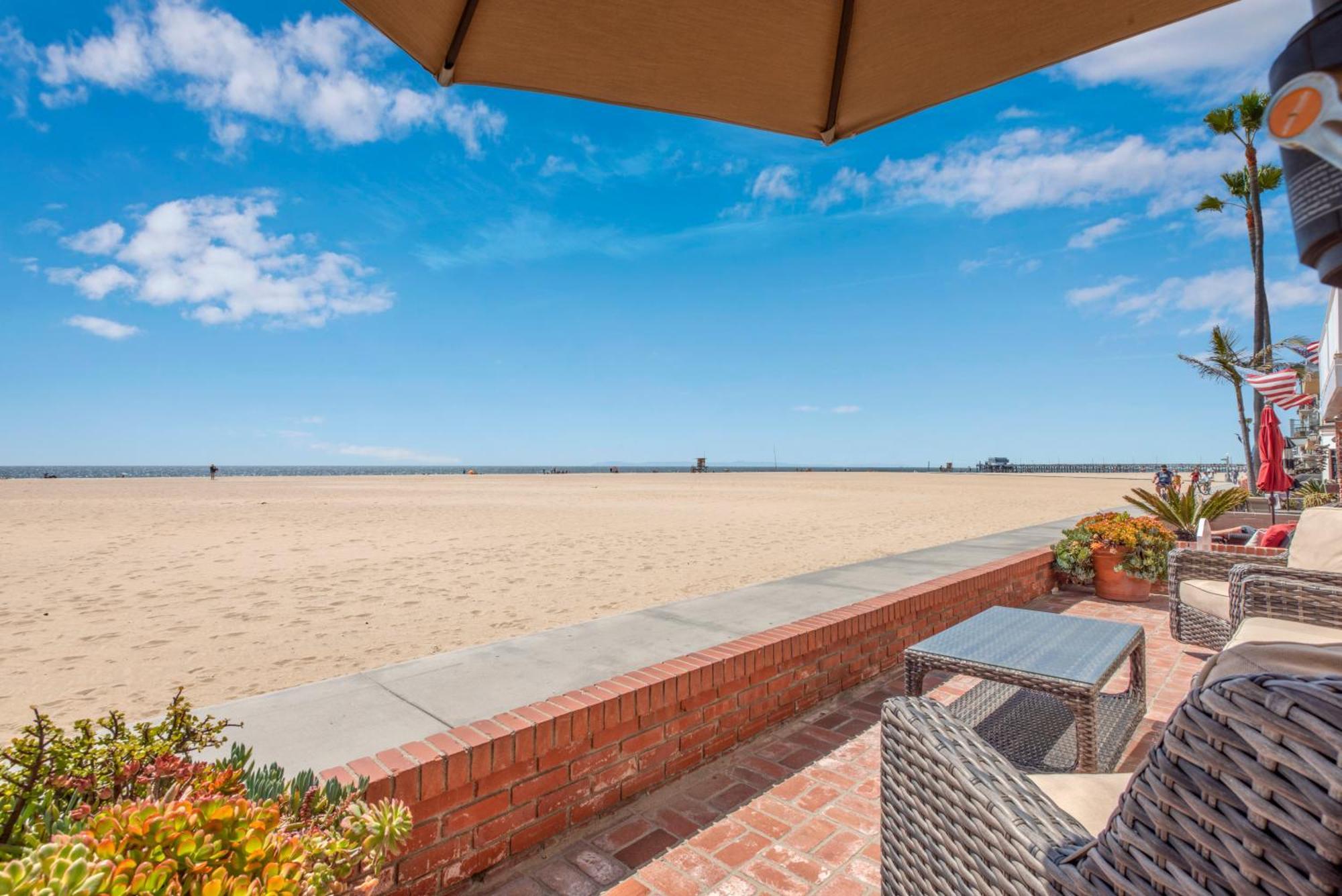 Luxury 4 Bedroom Oceanfront Home With Ac Newport Beach Buitenkant foto