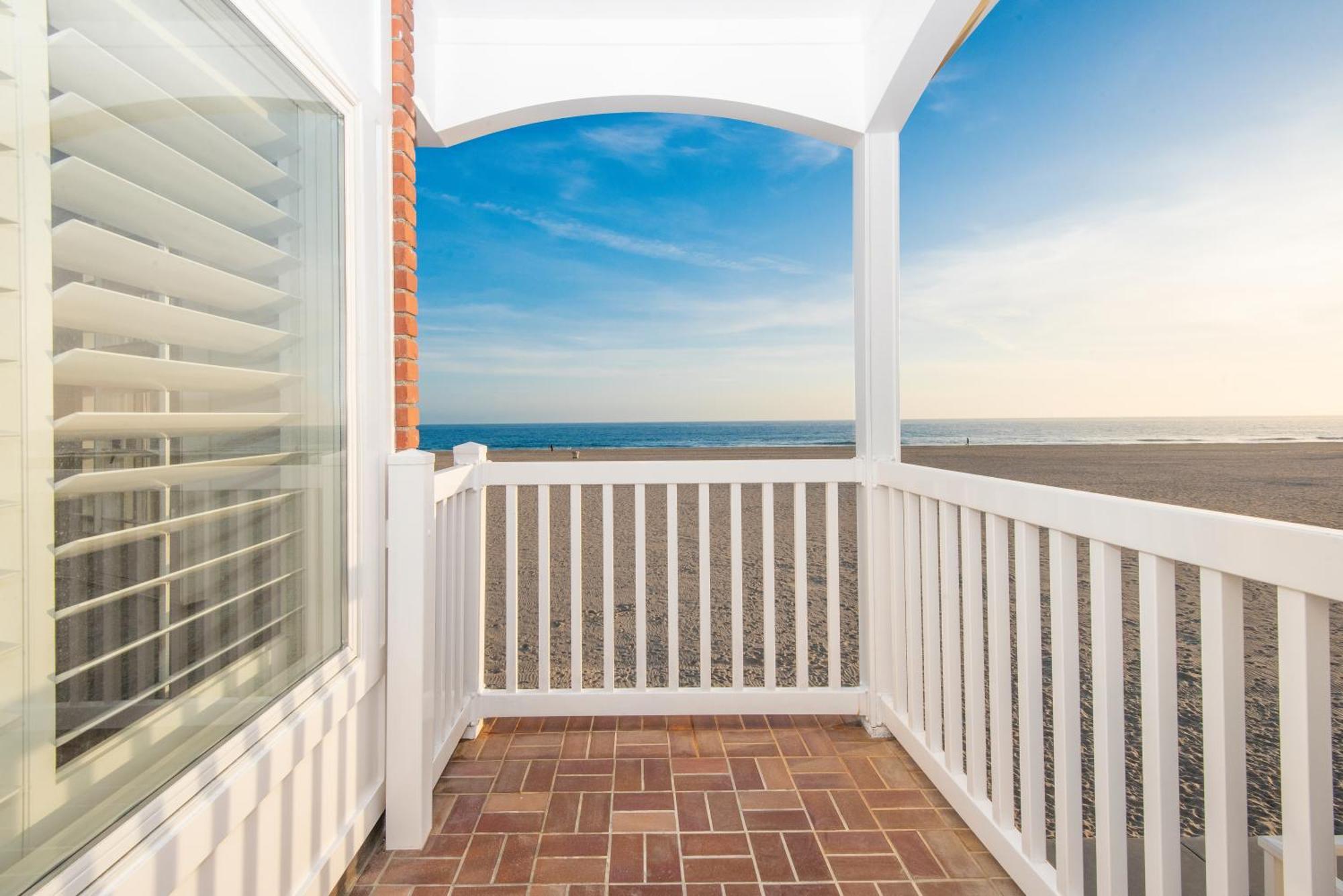 Luxury 4 Bedroom Oceanfront Home With Ac Newport Beach Buitenkant foto