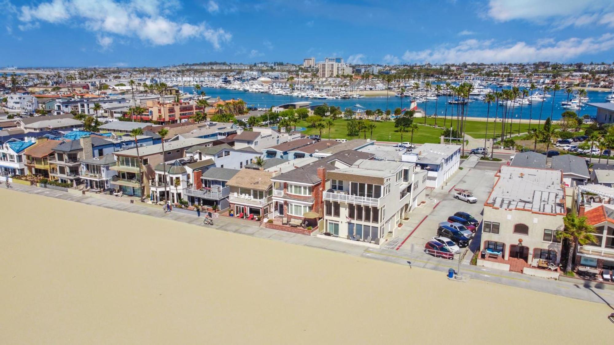Luxury 4 Bedroom Oceanfront Home With Ac Newport Beach Buitenkant foto